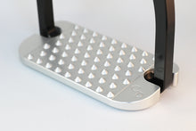 Load image into Gallery viewer, Dapple Stirrups - Black